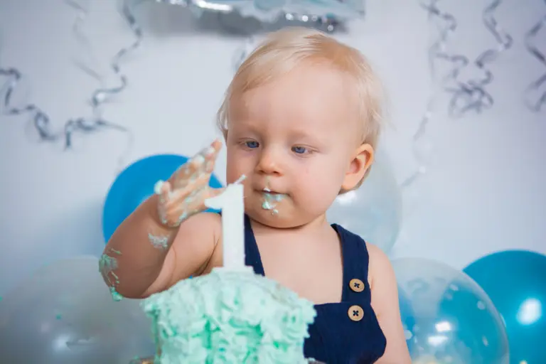 Synttärijuhlat. Kuva Riku & Jonna