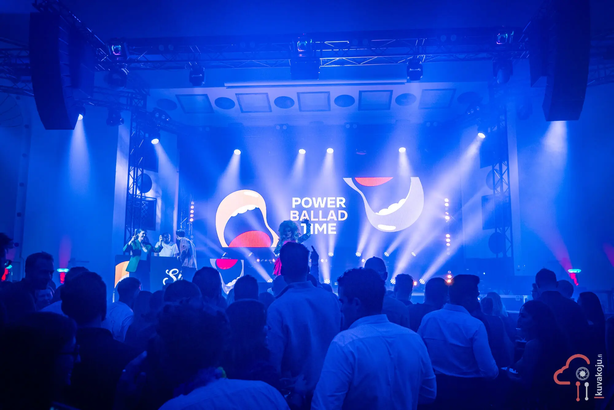 Yllätysgenren aika!