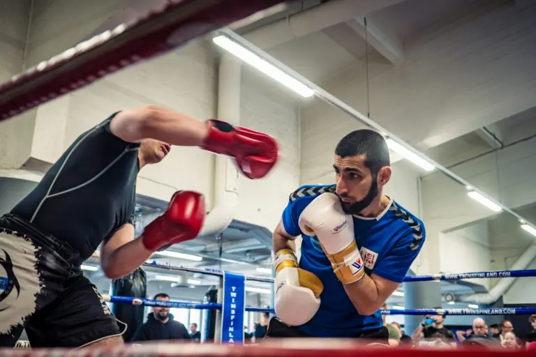 Nyrkkeilyä TKA:lla. Kuva: Riku